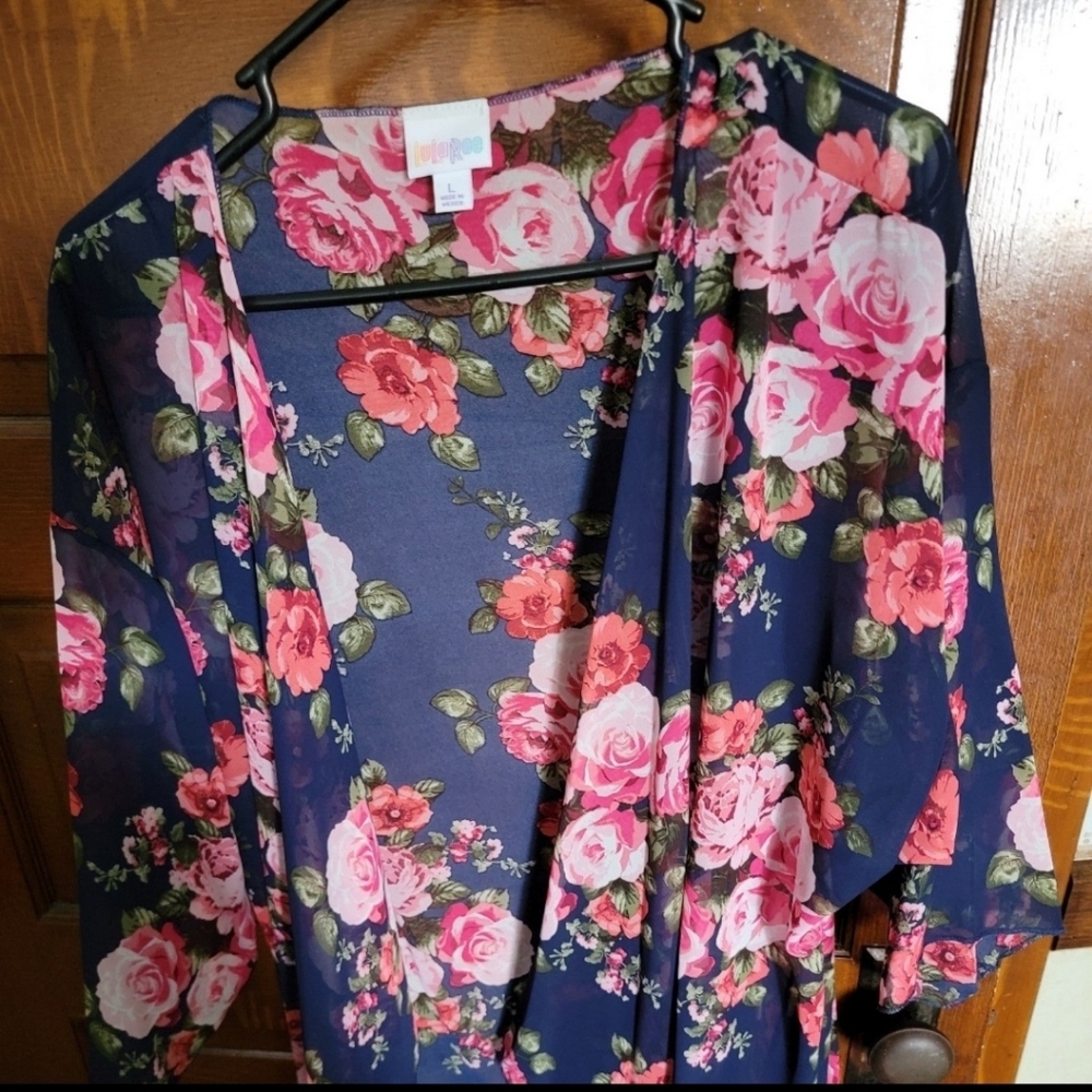 Floral shirley by Lularoe
